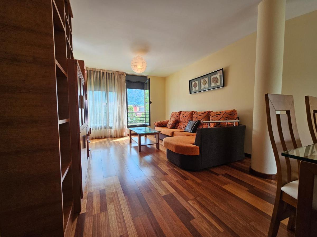 Apartmán El Mirador De Llaneces 24A02 Arenas De Cabrales Exteriér fotografie